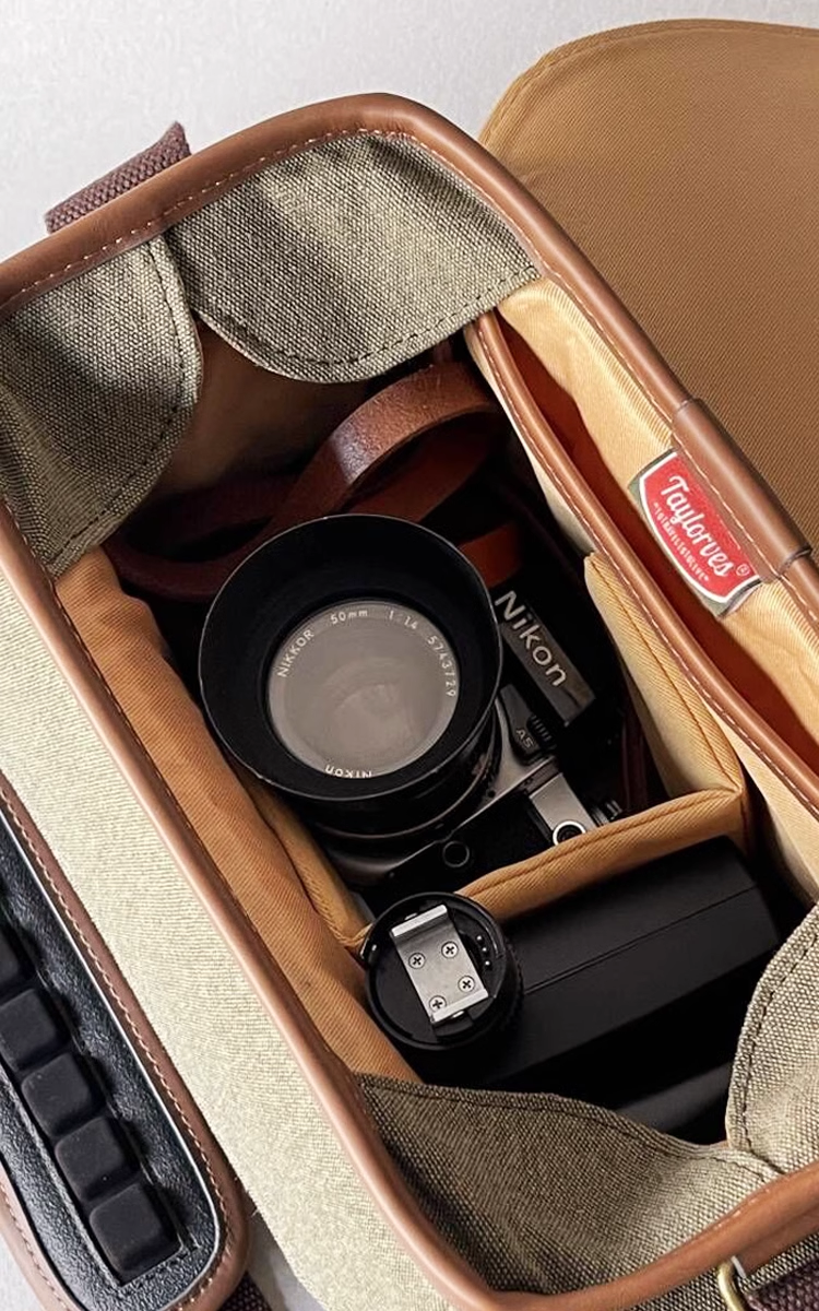 Taylorves Canon Camera Bag R50 - Photography Zone System のレビューと価格